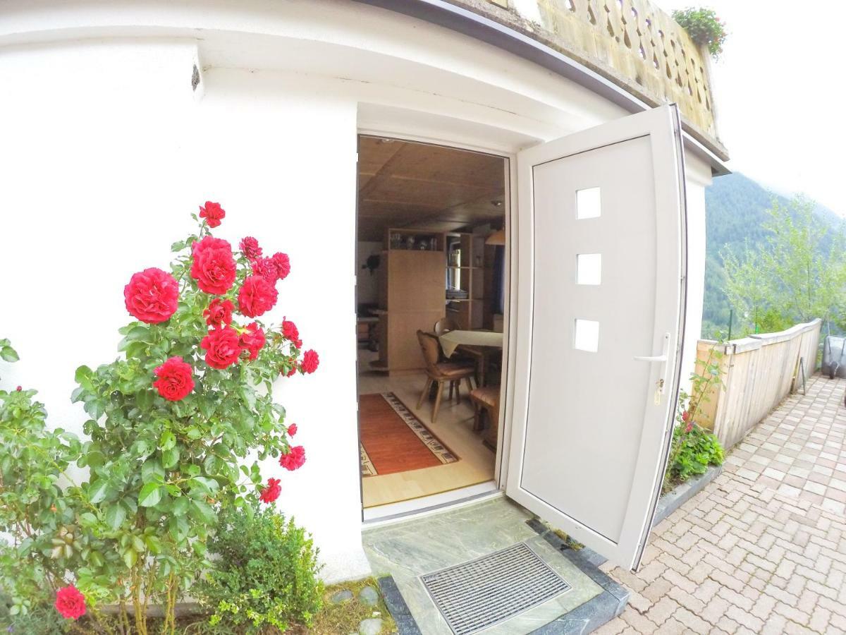 Haus Bergblick Apartment Prägraten Exterior foto